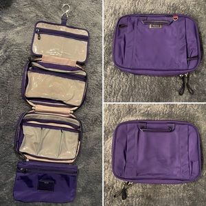 Tumi Hanging Travel Toiletries Kit